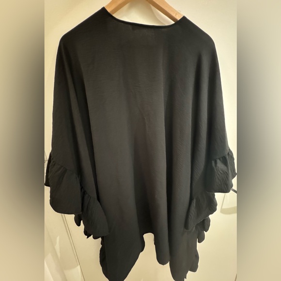 Wide sleeves ruffle kimono - Picture 8 of 8